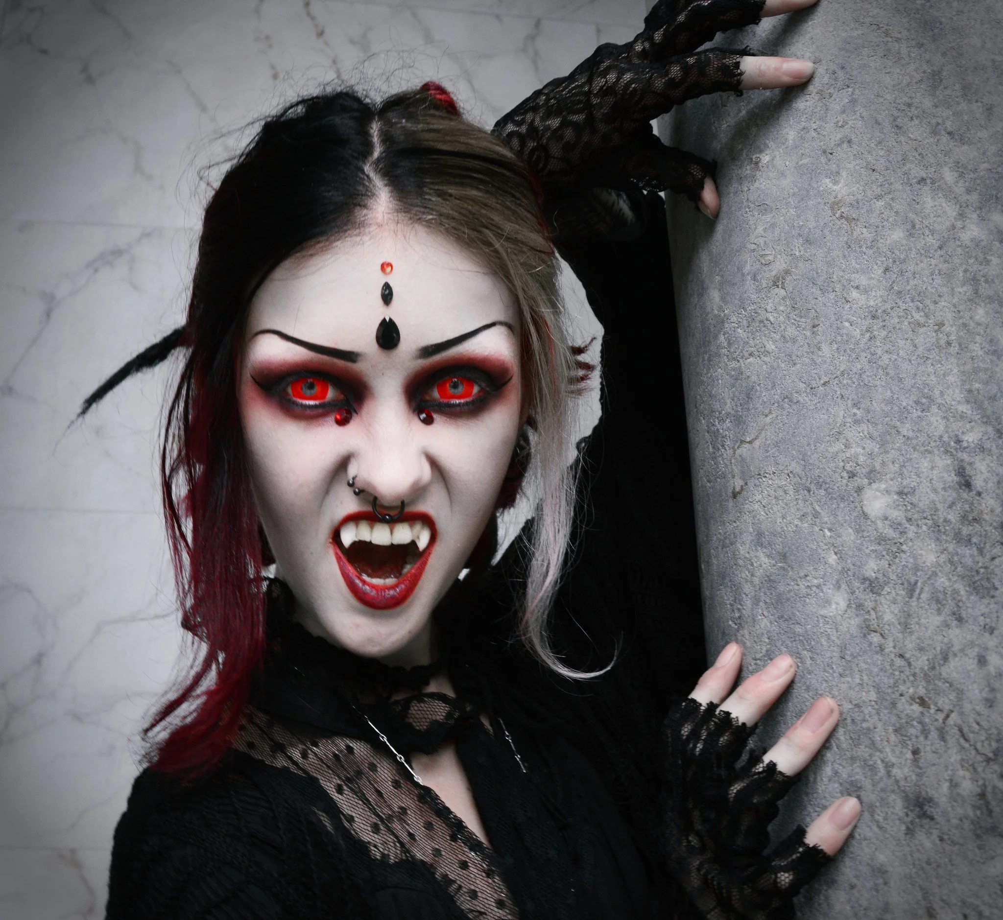 Red Mini Sclera 17mm Halloween Contact Lenses - Image 2