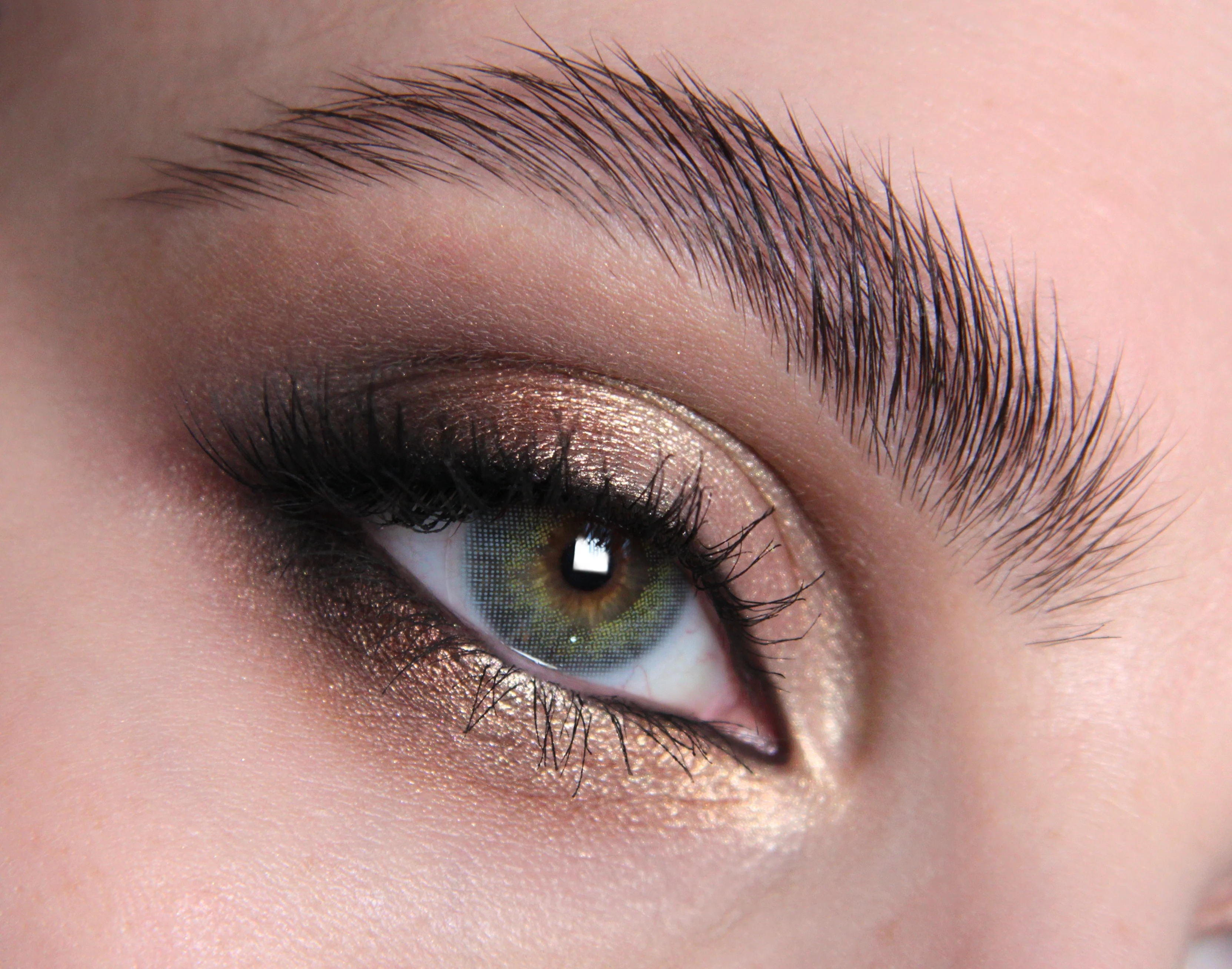 River Avon Natural Blue Coloured Contact Lenses